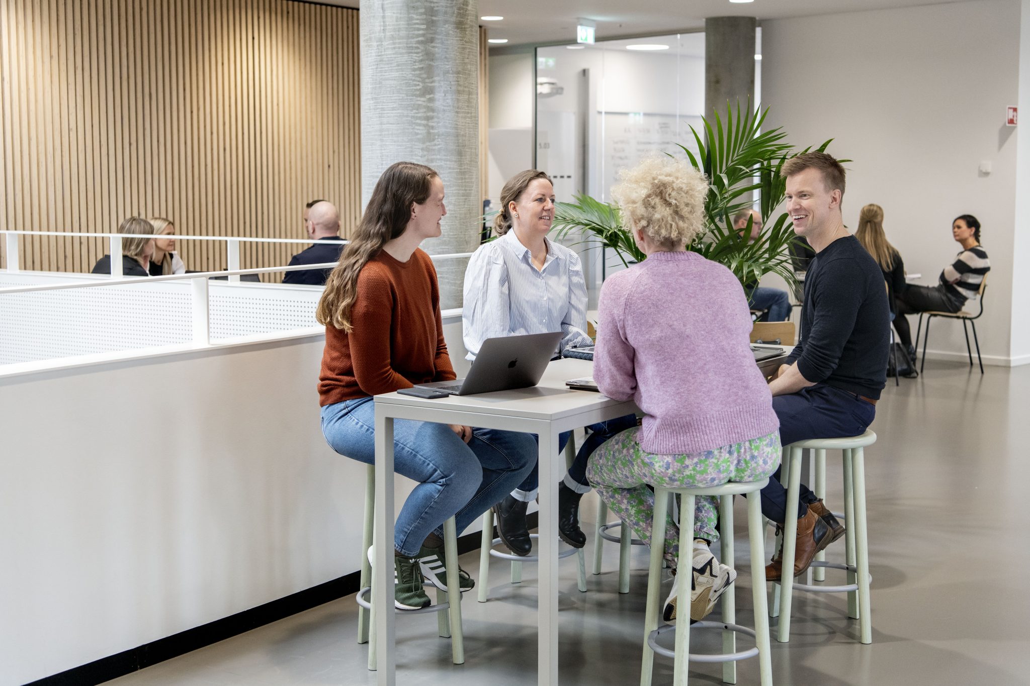 Gruppearbejde på efteruddannelsen på IBA