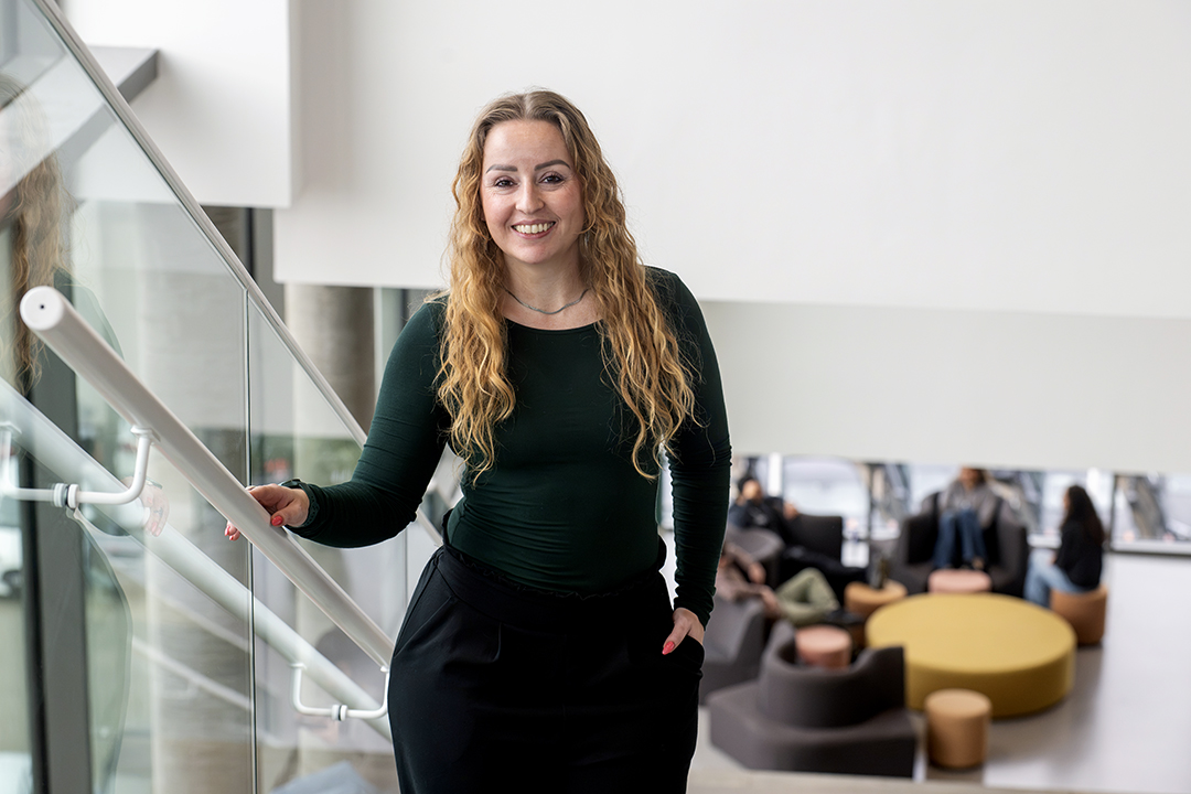 Channe Dines Hviid læser ’Logistik og supply chain management’.